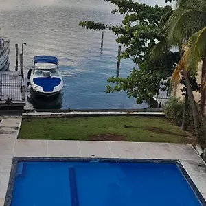 Large Penthouse On Lagoon, Fantastic Views, Across From Cancun